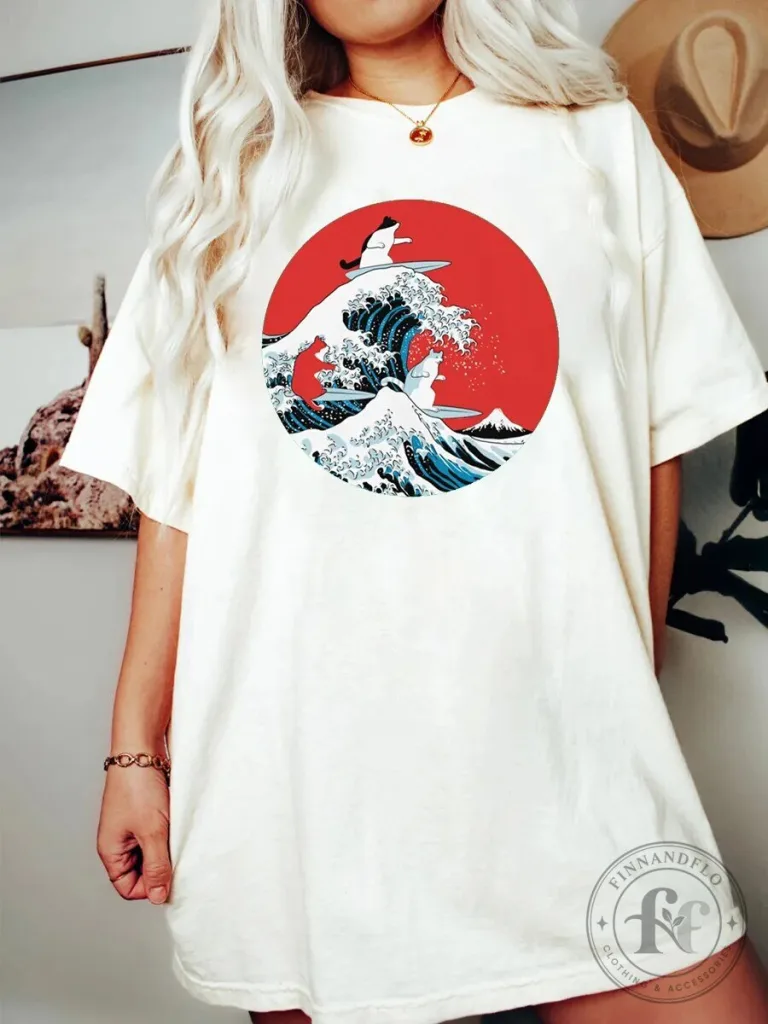 Japanese Great Wave Cats Surfing Art Print T-Shirt
