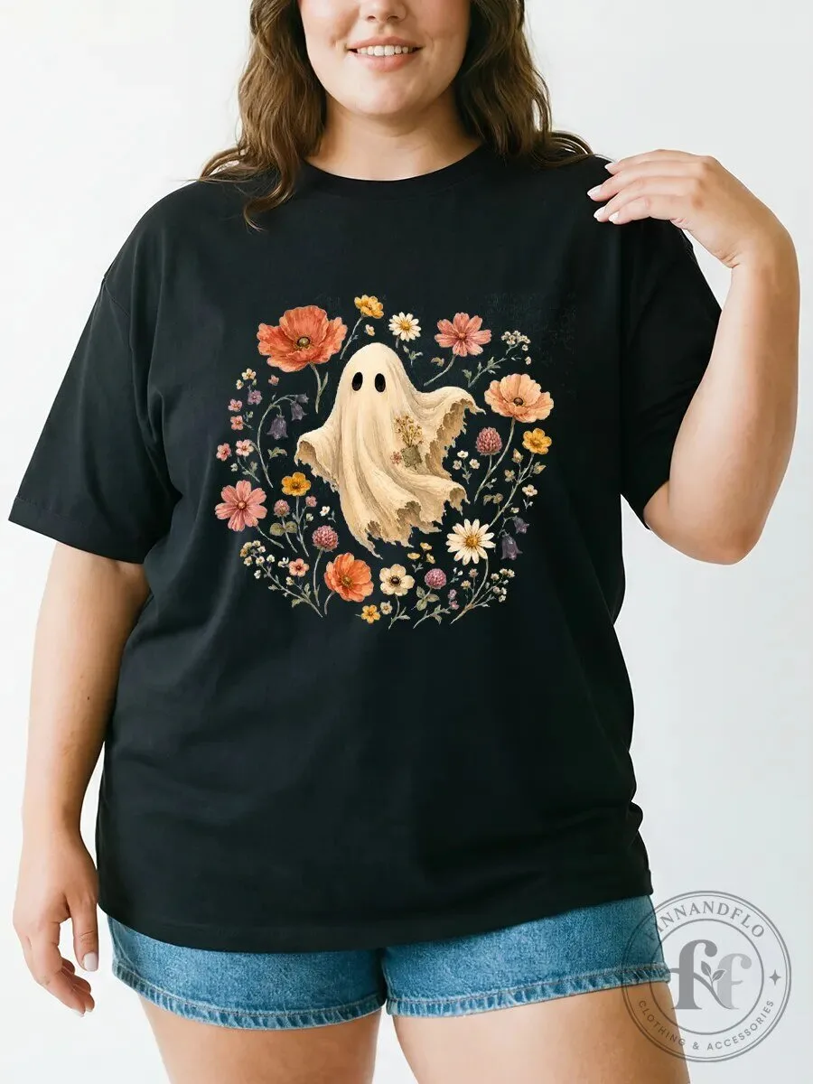 Vintage Floral Ghost Halloween Oversized T-Shirt - Fall Graphic Tee